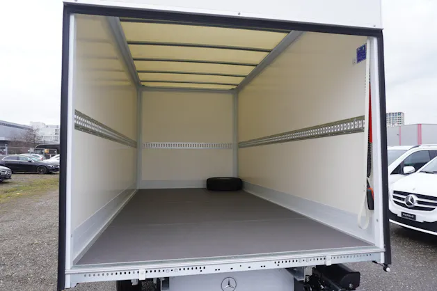 Mercedes-Benz Sprinter 317 CDI Lang Kofferaufbau mit Hebebühne