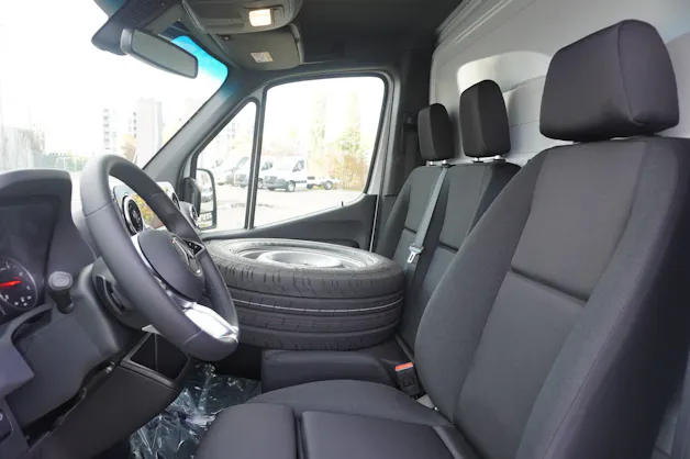 Mercedes-Benz Sprinter 319 CDI PRO CH 3665mm S Aut. 3-Seiten-Kipper