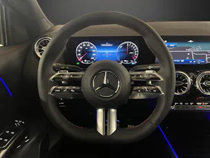 Mercedes-Benz GLA 250 e EQ Star 8G-DCT