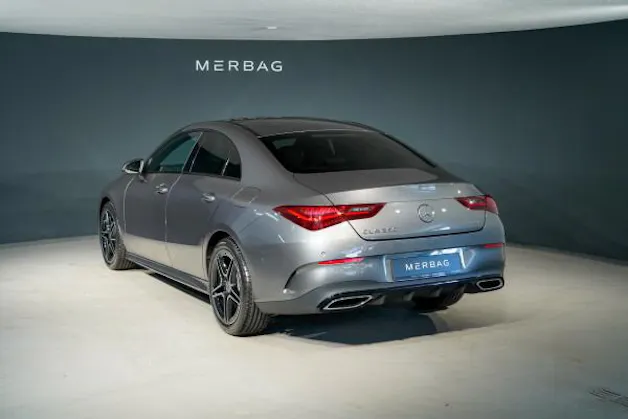 Mercedes-Benz CLA 250 4Matic 8G-DCT
