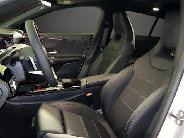 Mercedes-Benz CLA SB 220d AMG Line 4M