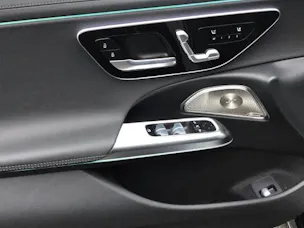 Mercedes-Benz E 220 d T 9G-Tronic