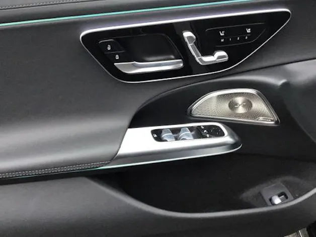 Mercedes-Benz E 220 d T 9G-Tronic