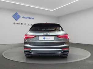 Audi Q3 35 TDI S line quattro S-tronic