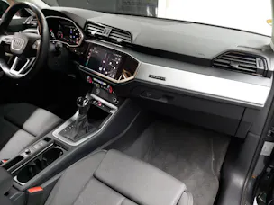 Audi Q3 35 TDI S line quattro S-tronic