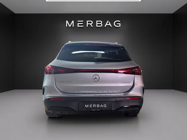 Mercedes-Benz EQA 300 66,5kWh 4Matic Swiss Star