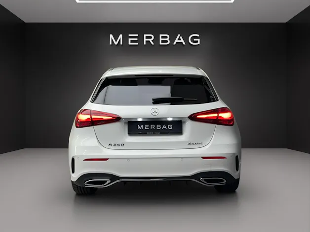 Mercedes-Benz A 250 4Matic 8G-DCT