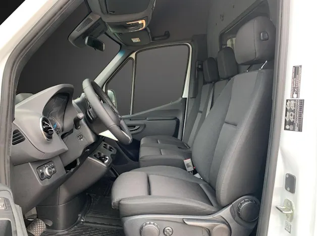 Mercedes-Benz eSprinter 420 Select KA 4325mm L