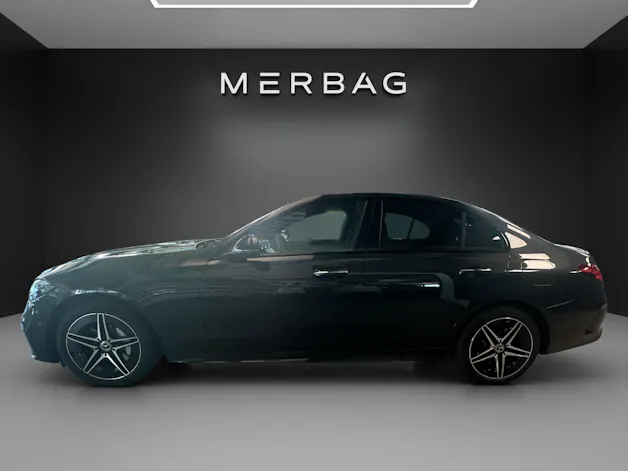 Mercedes-Benz C 300e 4 Matic AMG Line