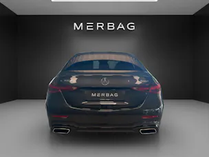 Mercedes-Benz C 300e 4 Matic