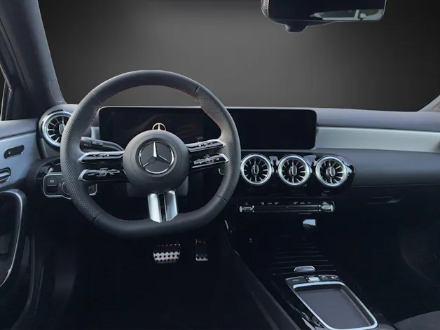 Mercedes-Benz A 220 4Matic 8G-DCT