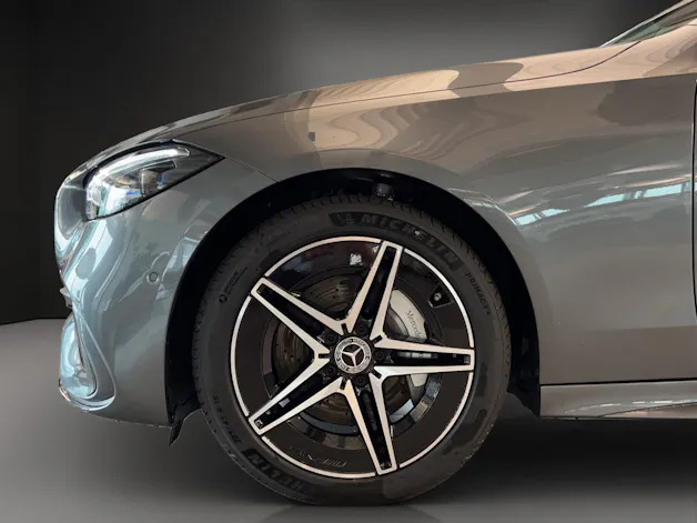 Mercedes-Benz C 300e 4Matic AMG Line