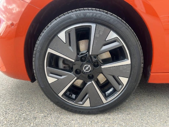 Vehicle image 11 Vehicle image 11