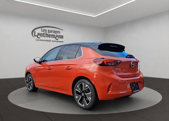 Vehicle image 2 Vehicle image 2