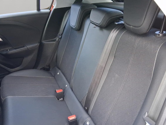 Vehicle image 16 Vehicle image 16