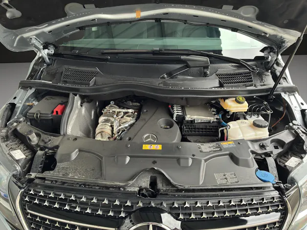 Mercedes-Benz V 300 d lang Avantgarde 4Matic 9G-Tronic