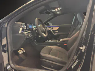 Mercedes-Benz A 220 d 8G-DCT AMG Line