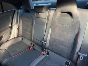 Mercedes-Benz CLA 220 4Matic 8G-DCT
