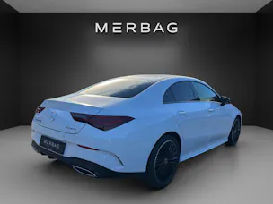 Mercedes-Benz CLA 220 4Matic 8G-DCT
