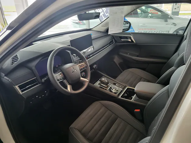 Mitsubishi Outlander 2.4 PHEV Intense 4x4