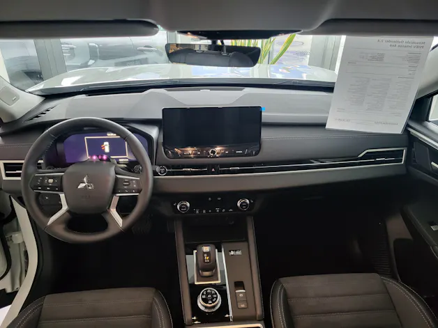 Mitsubishi Outlander 2.4 PHEV Intense 4x4