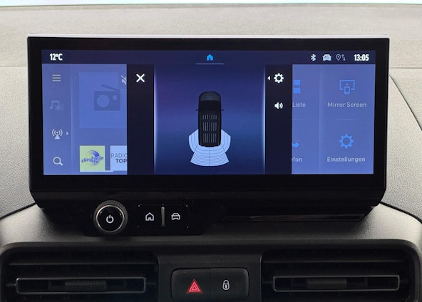 Vehicle image 9 Vehicle image 9