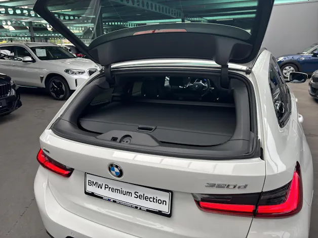 BMW 320d xDrive Touring