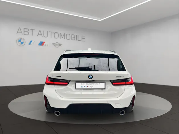 BMW 320d xDrive Touring