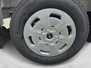 https://vehicle.imgix.net/4014901/c81941a6-7349-46b2-883b-1426a5aaaead.jpg