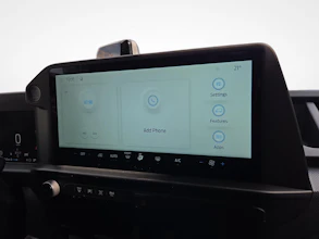 https://vehicle.imgix.net/4014922/5b4e0551-ebe5-4f57-ac32-4eb378aa2494.jpg