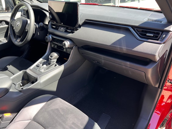 Vehicle image 13 Vehicle image 13