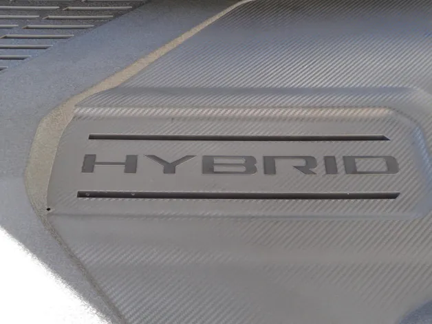 KGM Torres 1.5T-Gdi Hybrid Platinium