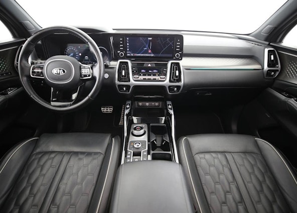 Vehicle image 4 Vehicle image 4