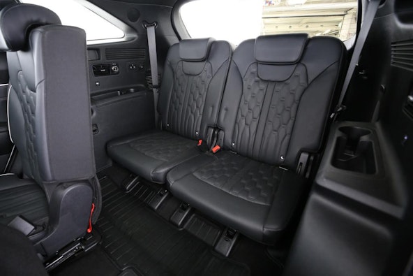 Vehicle image 11 Vehicle image 11