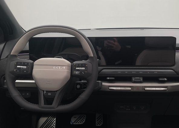 Vehicle image 3 Vehicle image 3