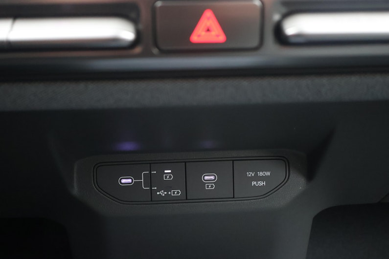 Vehicle image KIA EV3