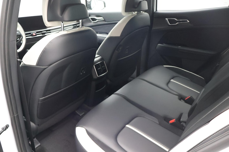 Vehicle image KIA SPORTAGE