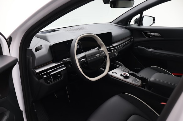 KIA Sportage 1.6 T-GDi Hybrid GT-Line 2