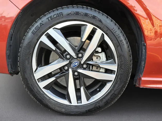 Subaru Impreza 2.0i e-Boxer Luxury