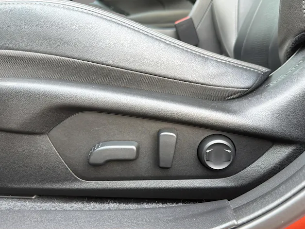 Subaru Impreza 2.0i e-Boxer Luxury