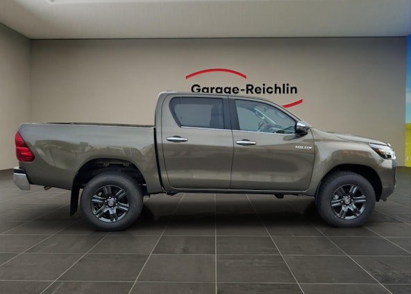 Vehicle image 5 Vehicle image 5