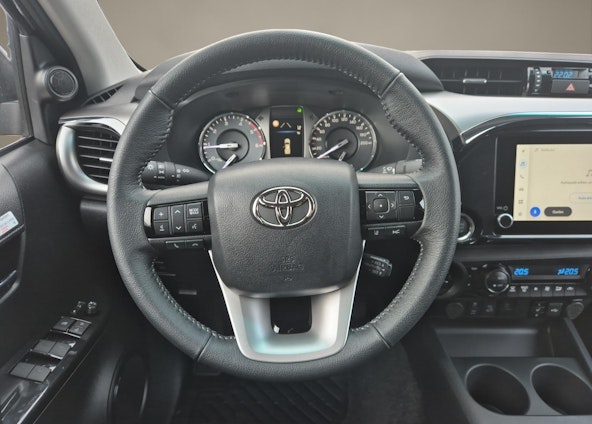 Vehicle image 10 Vehicle image 10