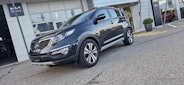 First vehicle image