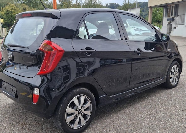 Vehicle image 13 Vehicle image 13