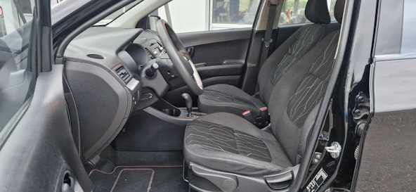 Vehicle image 3 Vehicle image 3