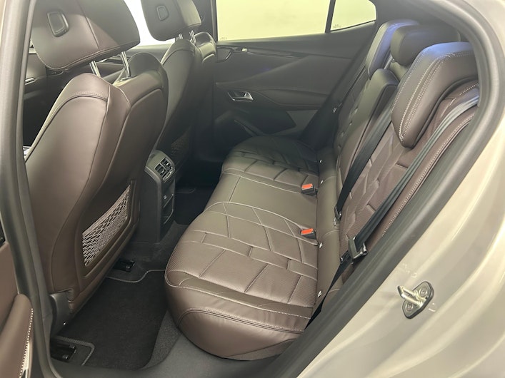 Vehicle image DS AUTOMOBILES AN 400