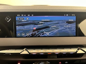 Fahrzeugbild DS AUTOMOBILES No4 1.6 E-Tense Étoile Nappa