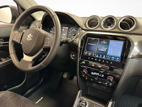 https://vehicle.imgix.net/4015200/79878ae3-701f-4ce6-8b47-753c885f1206.jpg