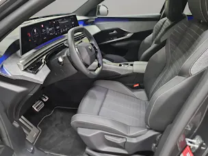 Peugeot 5008 1.2 Hybrid GT