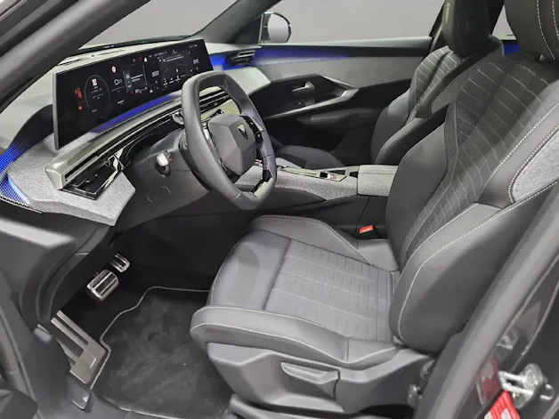 Peugeot 5008 1.2 Hybrid GT